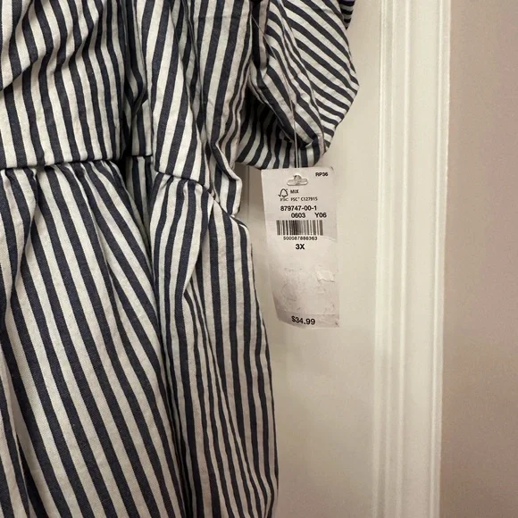 NWT Old Navy Puff Sleeve Top - Picture 5 of 7